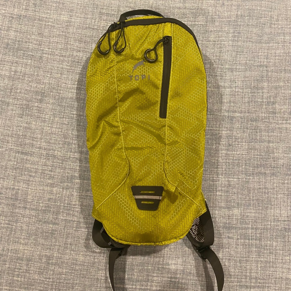 TOPI Backpack Lime Green Honeycomb Ripstop 2L Water Bladder Hiking Pack